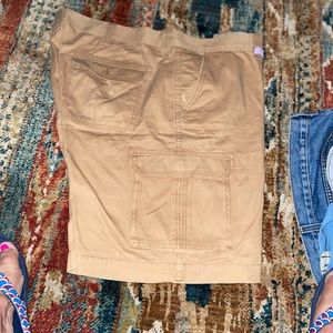 Khaki shorts 44 Regular Men’s only worn once